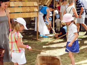 Festival of Folk Arts In Budapest, Buda Castle, 2023 - Programs, Opening  Hours