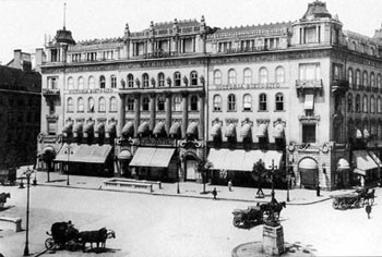 Gerbeaud Cafe Budapest Vörösmarty Square