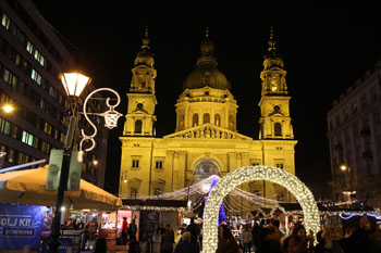 advent festival basilica budapest02