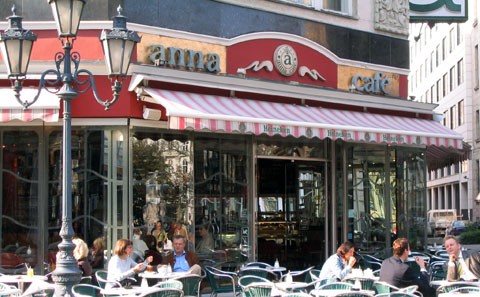 anna cafe budapest vaci street