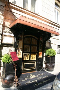 entrance of the Arany Kaviár Restaurant
