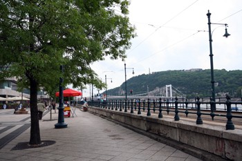 Danube promenade-nice walkway between the Chain Bridge and Elizabeth Bridge