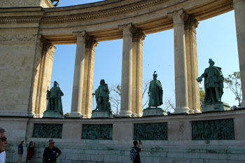 statues of Hungarian historic figures in the colonnade