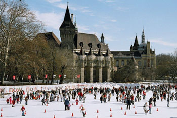 ice skating city park budapest