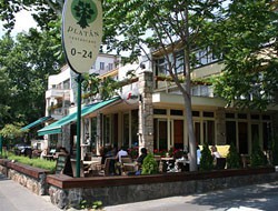 terrace of Platán Restaurant