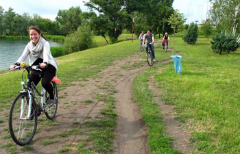 bikers on a tour to Szentendre along the Danube 