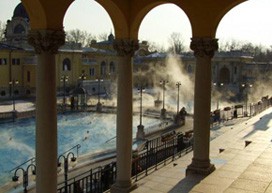 szechenyi thermal bath outdoor pools