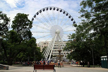 The Eye on Erzsébet tér