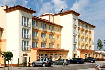 the facade of the hotel's front - budapest airport hotels