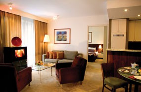 Adina Apartment Hotel Room