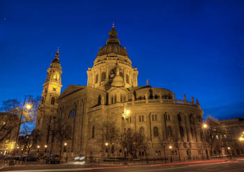 the Basilica side view at the blue hour