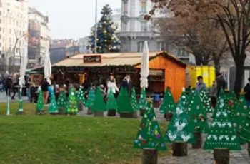 Advent & Winter Festival in Városháza Park, Downtown Budapest