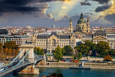 Chain Bridge and Basilica