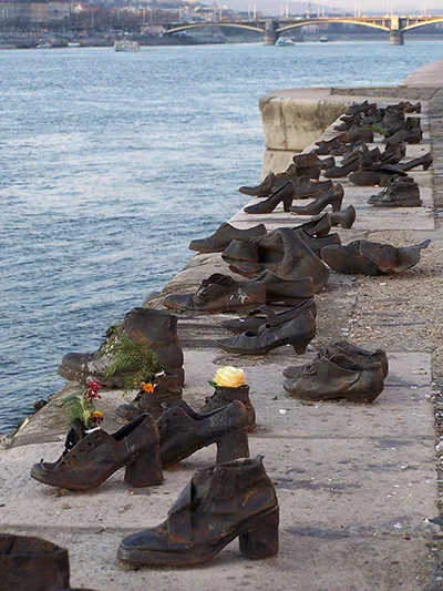 photo of the 60 pairs of iron shoes memorial on the Danube bank in Pest