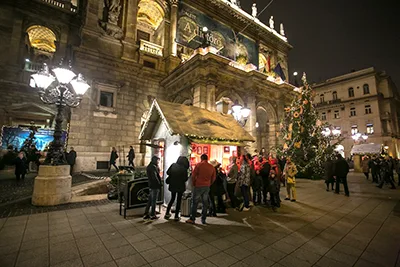 Christmas festival in front of the Opera